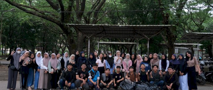 Komunitas Kejar Mimpi Makassar Ajak Mahasiswa Kerja Bakti Sebagai Wujud Peduli Lingkungan