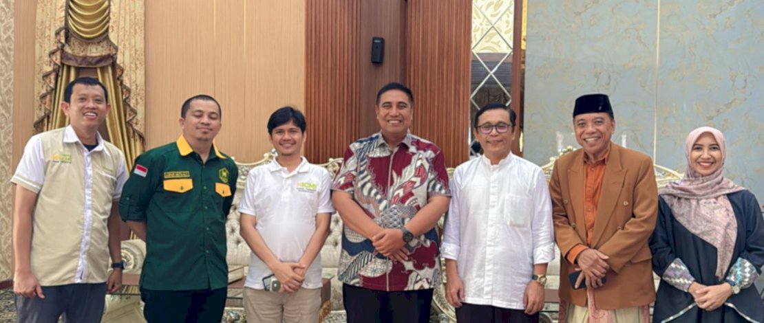 Jajaran ICMI Sulsel bersilaturahmi dengan Bupati Maros, Chaidir Syam. Jajaran ICMI Sulsel bersilaturahmi dengan Bupati Maros, Chaidir Syam.
