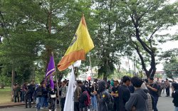 ANTRAKSI Sulsel Gelar Aksi Demonstasi di Polda, Soroti Kasus Dugaan Pelecehan Seksual di UNM