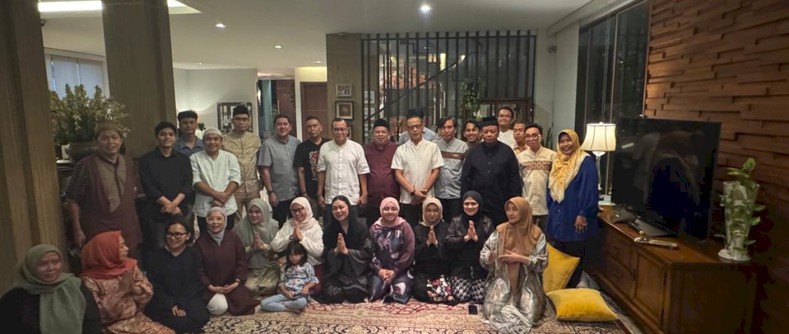Bukber Ikafe Unhas Gaungkan Gotong Royong Kebaikan