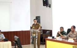 Jelang Hari Raya Idul Fitri 1446 H, Wakil Bupati Takalar Hadiri Rapat Koordinasi "Operasi Terpusat Ketupat 2025"