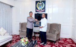 Irjen Pol Yudhiawan Pamit Sebagai Kapolda Sulsel, Andi Sudirman Sulaiman: Terima Kasih Atas Dedikasinya Pak Jenderal