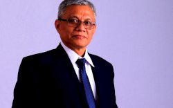 Gejolak Pasar Modal Indonesia: IHSG Anjlok, Investor Asing Tarik Dana !