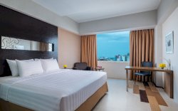 Nikmati Staycation Seru dengan Promo Spesial Liburan di Aston Makassar