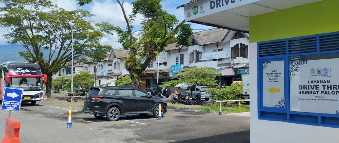 Libur Lebaran, DriveThru Samsat Palopo Tetap Beroperasi