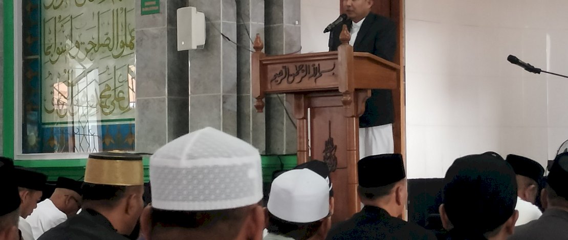 Bupati Andi Abdullah Rahim, didaulat sebagai khatib salat Ied Bupati Andi Abdullah Rahim, didaulat sebagai khatib salat Ied