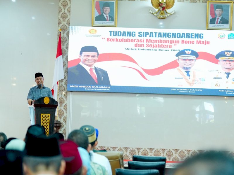 Gubernur SulSel Dorong Pembangunan Infrastruktur dalam “Tudang Sipatangngareng” di Bone