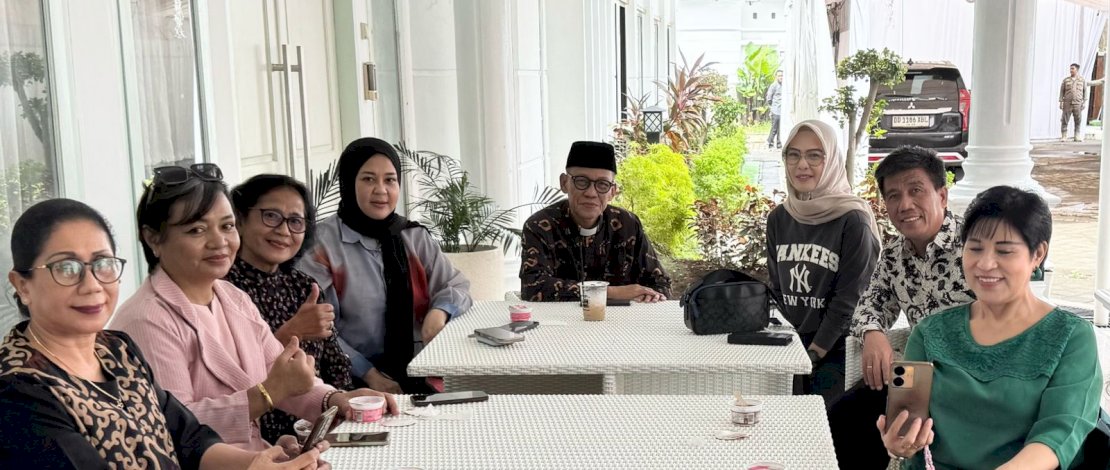 Fatmawati Rusdi menerima kunjungan PGI Sulsel, di Rumah Jabatannya, Kamis, 3 April 2025.