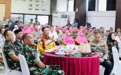 Kenal Pamit Kapolres Takalar, Wakil Bupati Takalar Ucapkan Selamat Mengemban Tugas Baru 