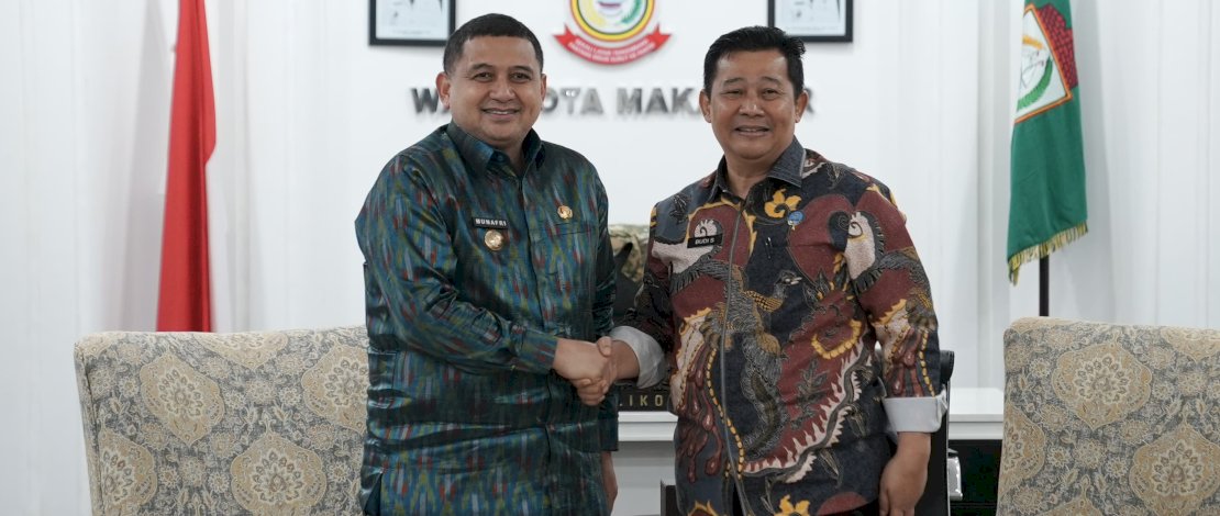 Kepala BNNP Sulsel, Brigjen Pol Budi Sajidin berkunjung ke Kantor Balai Kota bertemu dengan Wali Kota Makassar, Munafri Arifuddin, Kamis, 10 April 2025. Kepala BNNP Sulsel, Brigjen Pol Budi Sajidin berkunjung ke Kantor Balai Kota bertemu dengan Wali Kota Makassar, Munafri Arifuddin, Kamis, 10 April 2025.