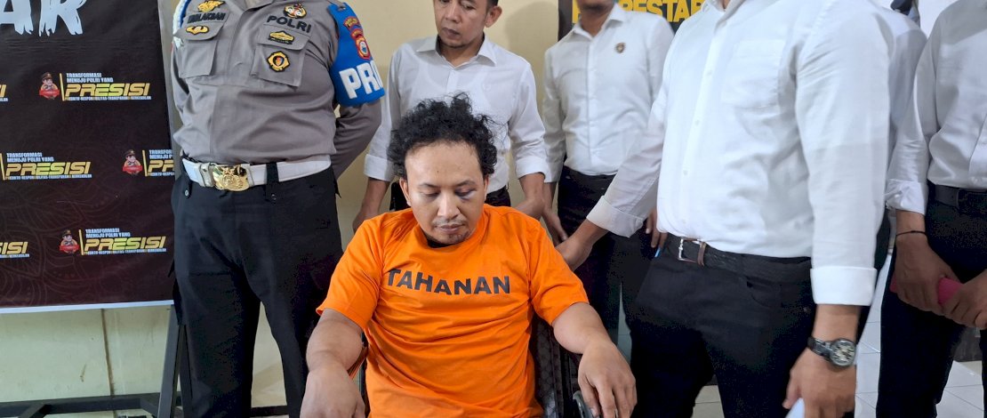 Khalil Gibran, pelaku pemerkosaan gadis penjual kerupuk di Kota Makassar berhasil ditangkap polisi. Khalil Gibran, pelaku pemerkosaan gadis penjual kerupuk di Kota Makassar berhasil ditangkap polisi.