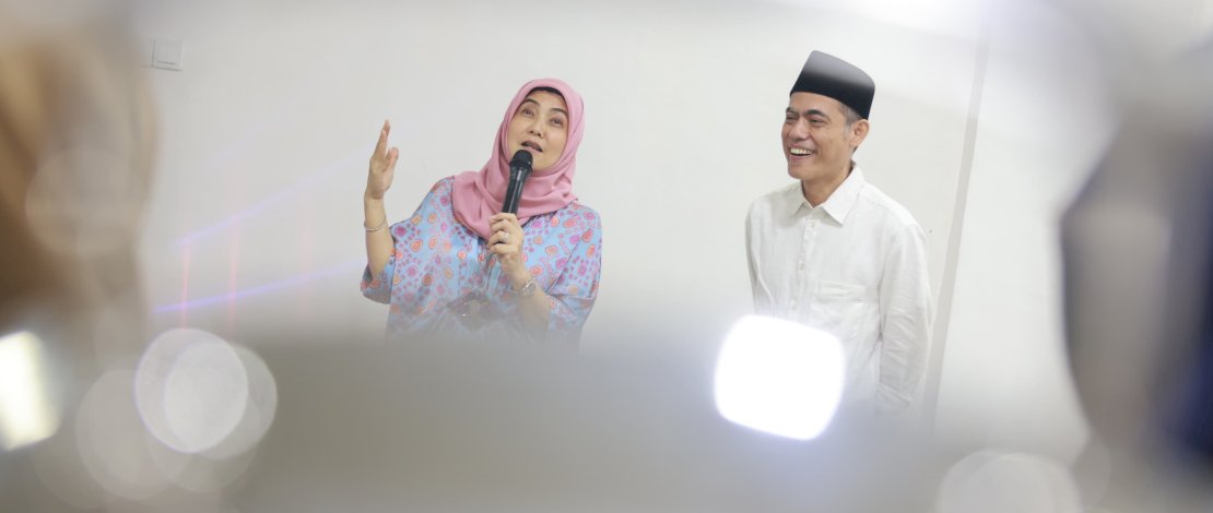 Wakil Wali Kota Makassar, Aliyah Mustika Ilham, menggelar acara Halal Bihalal bersama pengurus dan anggota DPD ASITA Sulawesi Selatan (Asosiasi Perusahaan Perjalanan Wisata Indonesia), di Rumah Jabatan Wakil Wali Kota Makassar, Kompleks PDAM, Jumat, 18 April 2025.