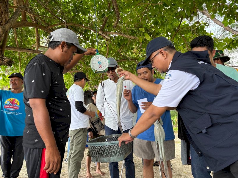 Nelayan Pulau Lanjukang dan Langkai Perkuat Hak Kelola Laut Lewat Sistem Buka Tutup Penangkapan Gurita