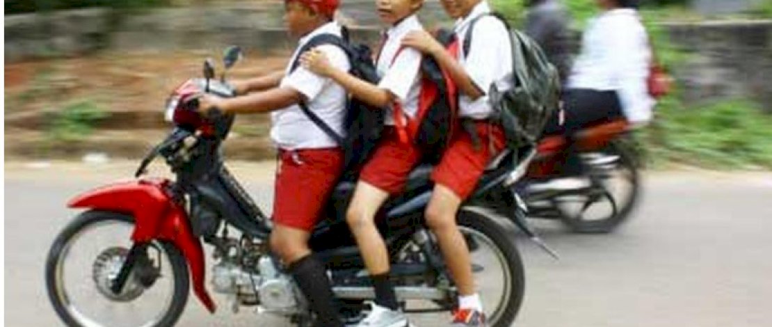 DPRD Makassar Minta&nbsp;Disdik Larang Siswa Bawa Kendaraan Bermotor ke Sekolah 