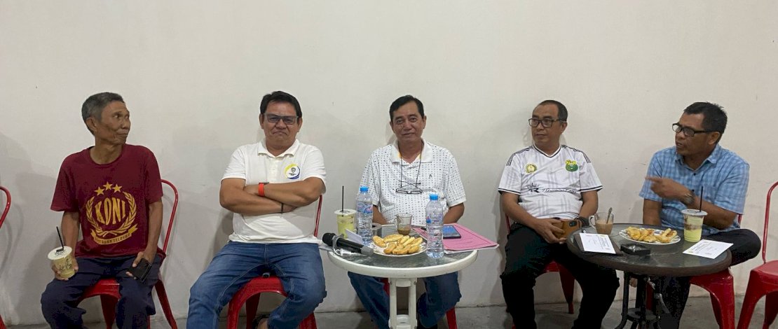 KONI Kepulauan Selayar menggelar rapat pembentukan Panitia Musyawarah Olahraga Kabupaten (Musorkab) untuk kepengurusan baru masa bakti 2025-2029, yang dilaksanakan di Aula Warkop Tanadoang pada Sabtu malam, 19 April 2025.