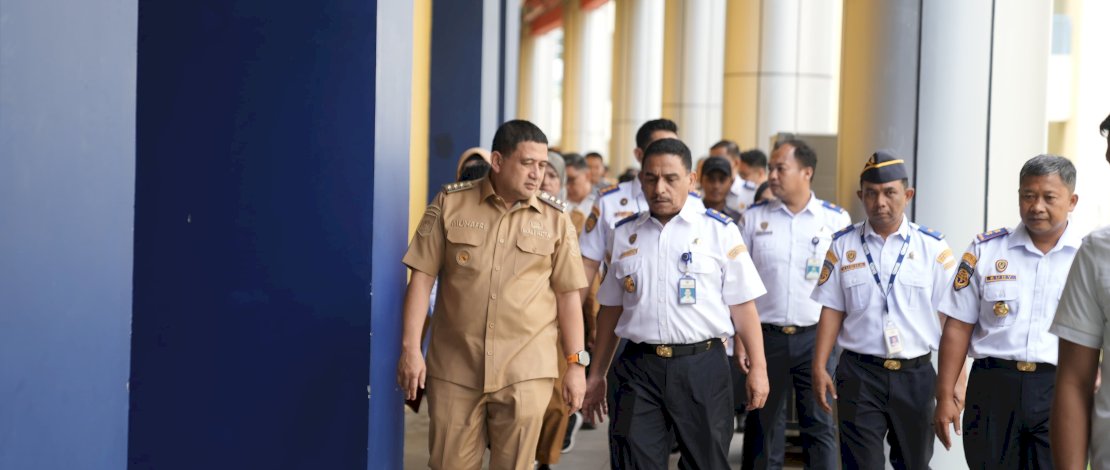 Wali Kota Munafri Arifuddin berkunjung ke Politeknik Ilmu Pelayaran (PIP) Makassar, di Kampus Untia, Jalan Salodong, Selasa, 22 April 2025.