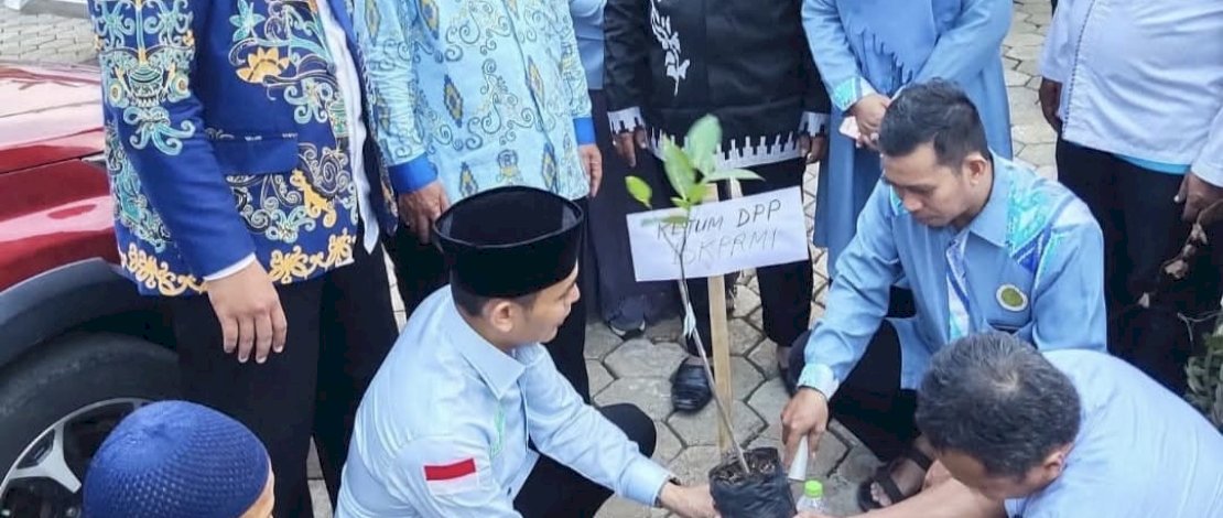 BKPRMI Canangkan Gerakan Nasional Menanam Satu Juta Pohon di Hari Bumi ke-55 BKPRMI Canangkan Gerakan Nasional Menanam Satu Juta Pohon di Hari Bumi ke-55