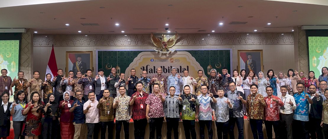 Halal Bihalal Bl - LPS Bersama Perbankan, yang dilaksanakan Selasa, 22 April 2025, di Baruga Phinisi Kantor Perwakilan Bank Indonesia Provinsi Sulsel.