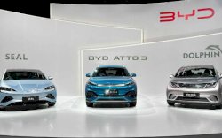 Bos Toyota Nilai Mobil Listrik Tak Selalu Ramah Lingkungan