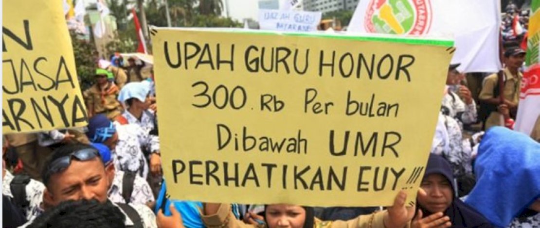 Mulai Juli, Guru Honorer Akan Dapat Bantuan Rp 300 Ribu Per Bulan, Ini Rinciannya!