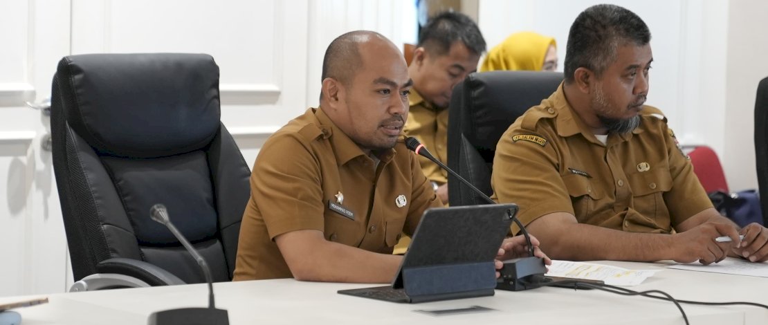 Monitoring dan evaluasi Dinas Pariwisata Kota Makassar, di Kantor Balai Kota, Senin, 5 Mei 2025.