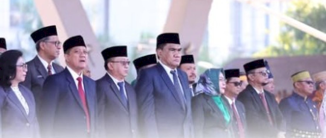 Plt. Kepala DPPKB Makassar Hadiri Upacara Hari Pendidikan Nasional di Lapangan Karebosi