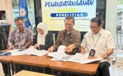 Hasilkan Riset Berkualitas, 4 Tim Dosen Poltekpar Makassar Teken Kontrak Penelitian