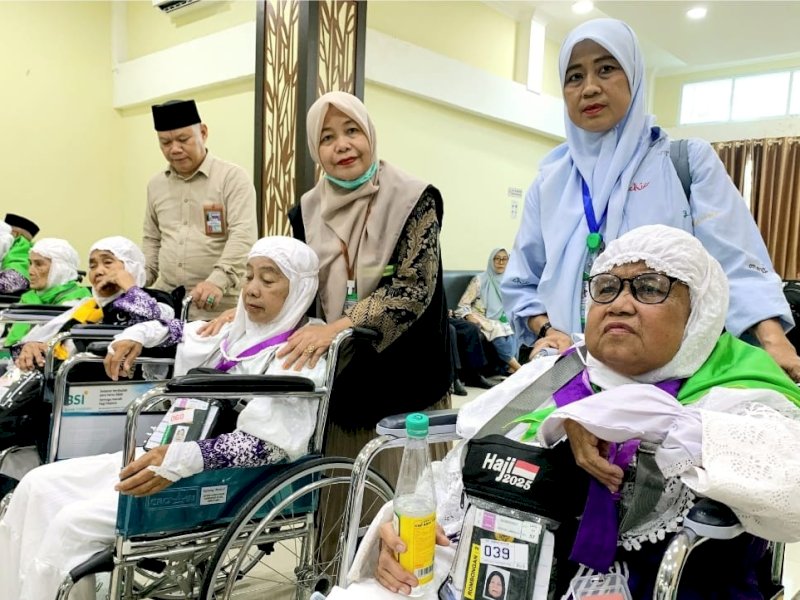 Sembilan JCH Asal Sulbar Gunakan Kursi Roda, Enam Jemaah Kategori Resiko Tinggi