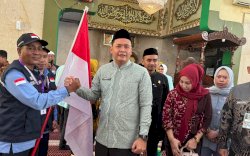 Wabup Hengky Yasin Lepas 259 Jemaah Calon Haji Takalar  
