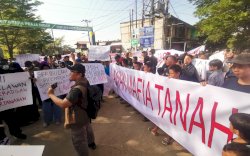 Lawan Mafia Tanah, Warga Manggala: Merdeka atau Mati!