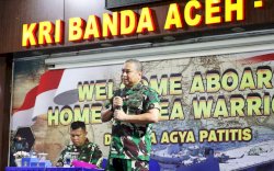 Beri Pengarahan Ratusan Prajurit Marinir, Danlantamal VI - Danpasmar 2 Ingatkan Soal Kedisiplinan  