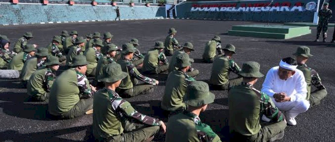 273 Pelajar di Jabar Dipulangkan Usai 18 Hari Jalani Pendidikan Militer 273 Pelajar di Jabar Dipulangkan Usai 18 Hari Jalani Pendidikan Militer