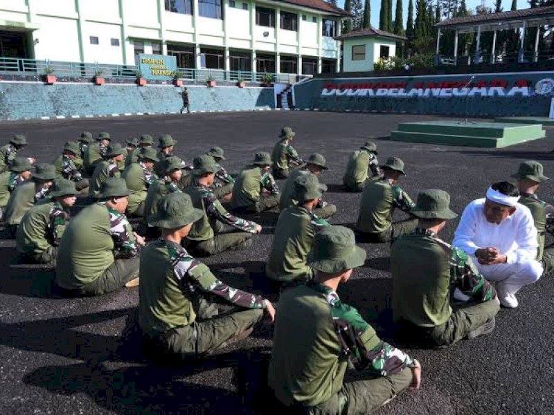 273 Pelajar di Jabar Dipulangkan Usai 18 Hari Jalani Pendidikan Militer