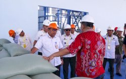 Kunjungi Pabrik Pakan Udang, Bupati Takalar Siap Suplai Bahan Baku