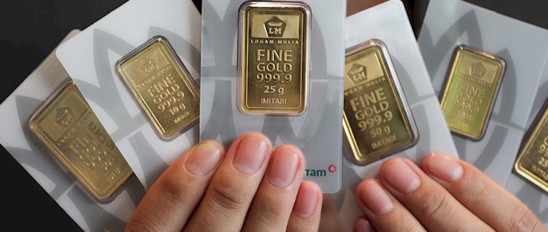 Harga Emas Antam 24 Karat Turun Tajam Hari Ini: Turun Rp 12.000 per Gram Harga Emas Antam 24 Karat Turun Tajam Hari Ini: Turun Rp 12.000 per Gram