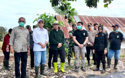 Wabup Takalar Dampingi Direktur Pengurangan Sampah dan Pengembangan Ekonomi Sirkular KLH Tinjau TPA Balang