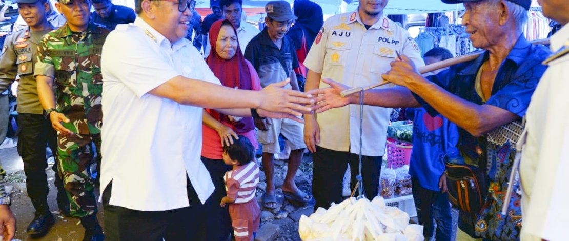 Jelang Idul Adha 1446 H, Pemkab Takalar Gelar Gerakan Pangan Murah dan Sidak Pasar untuk Kendalikan Harga Jelang Idul Adha 1446 H, Pemkab Takalar Gelar Gerakan Pangan Murah dan Sidak Pasar untuk Kendalikan Harga