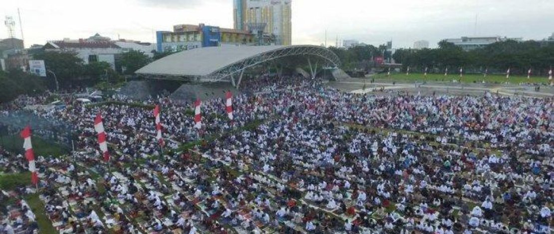 Salat Iduladha 1446 H di Lapangan Karebosi, Wali Kota Makassar Hadir Bersama Ribuan Warga