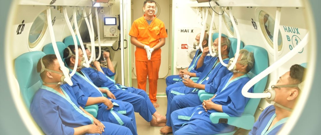 Rumkital Jala Ammari Perkenalkan Terapi Oksigen Hiperbarik, Teknologi Medis Modern TNI AL Kini Hadir di Makassar