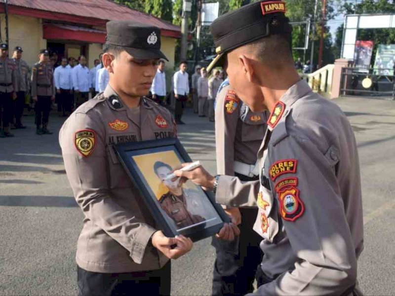 Polres Bone Pecat Tidak Hormat Anggota Terlibat Narkoba, Kapolres: Ini Pengkhianatan terhadap Institusi