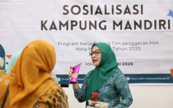 TP PKK Makassar Bimbing 153 UMKM Kelola Usaha dengan Literasi Keuangan dan Platform Digital