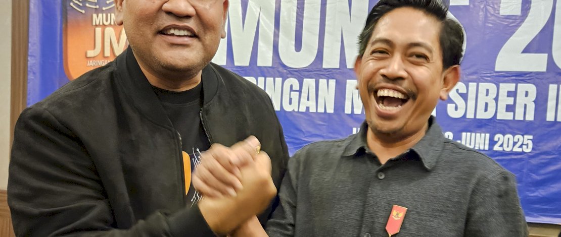 Teguh Santosa (kiri) kembali pimpin Jaringan Media Siber Indonesia (JMSI) sebagai Ketua Umum untuk masa bakti 2025–2030