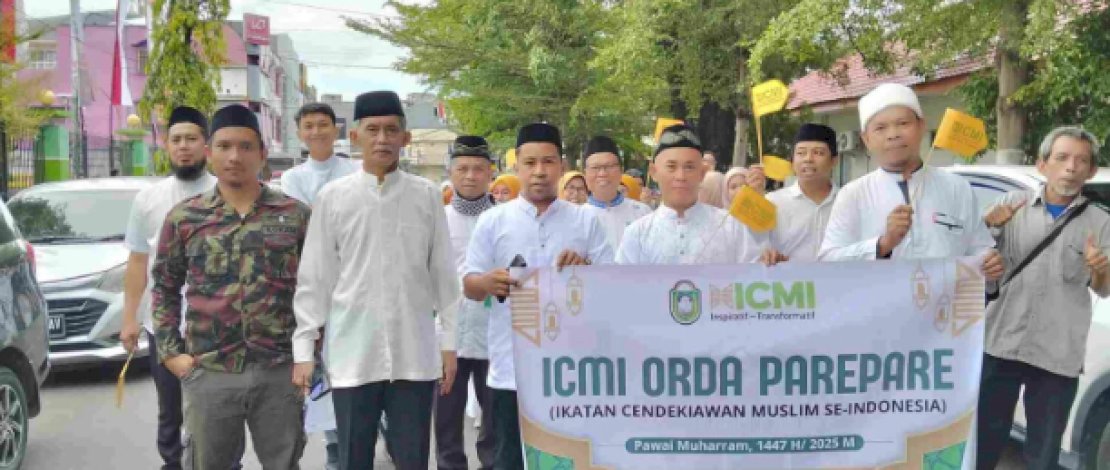 Ribuan Warga Parepare Meriahkan Pawai 1 Muharram, ICMI Orda Parepare Tampilkan Pesan Hijrah Inspiratif