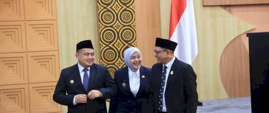 Pemerintah Kota Makassar terus menunjukkan komitmennya dalam mewujudkan pemerintahan yang berpihak pada masyarakat kurang mampu. Pemerintah Kota Makassar terus menunjukkan komitmennya dalam mewujudkan pemerintahan yang berpihak pada masyarakat kurang mampu.
