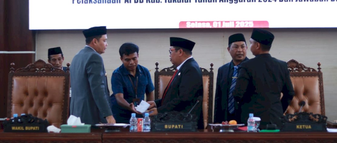 Bupati Takalar Berikan Jawaban Atas Pemandangan Umum Fraksi DPRD Terkait Ranperda Tentang APBD TA 2024 Bupati Takalar Berikan Jawaban Atas Pemandangan Umum Fraksi DPRD Terkait Ranperda Tentang APBD TA 2024