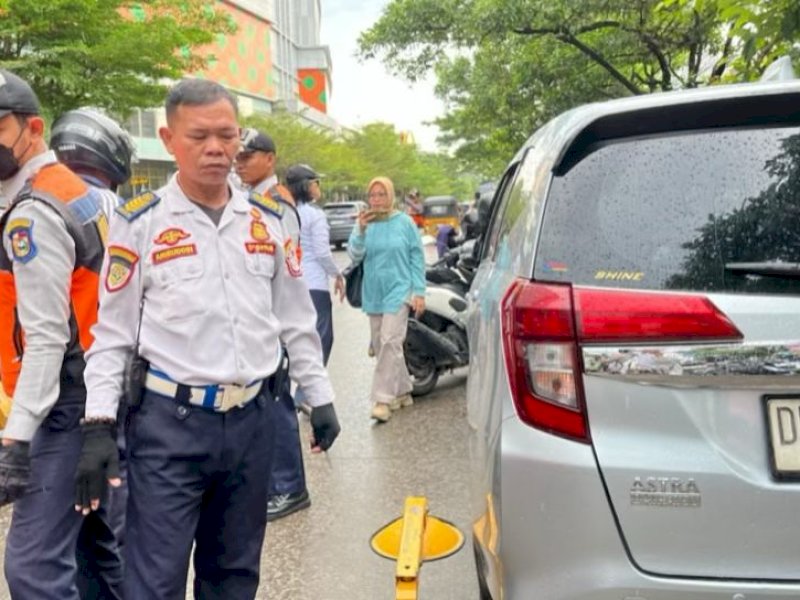 Dishub dan PD Parkir Tertibkan Parkir Liar di Boulevard, Siapkan Pos Pantau dan Marka Jalan Permanen