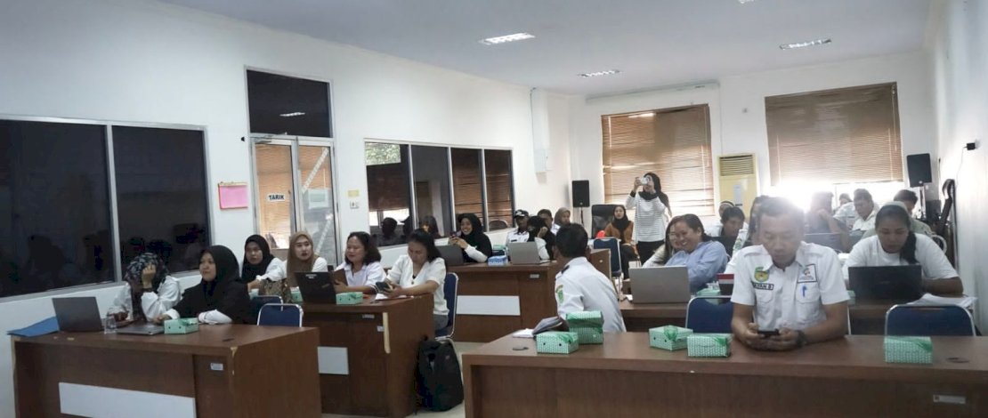 Coaching Clinic Gerai PTSP Desa, yang dipusatkan di Aula Media Center PPID Diskominfo-SP, Rabu, 30 April 2025.