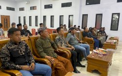 Rayakan Hari Bhayangkara, Polres Selayar Nobar Wayang Kulit Amartha Binangun