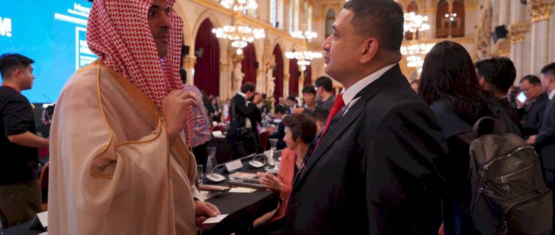 Wali Kota Makassar, Munafri Arifuddin, saat menghadiri World Cities Summit Mayors Forum (WCSMF) 2025 yang digelar di Vienna, Austria, pada 2&ndash;4 Juli 2025.