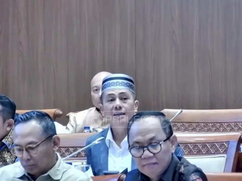 Komisi I Soroti Banyak Wartawan Dipecat, Dorong Revisi UU